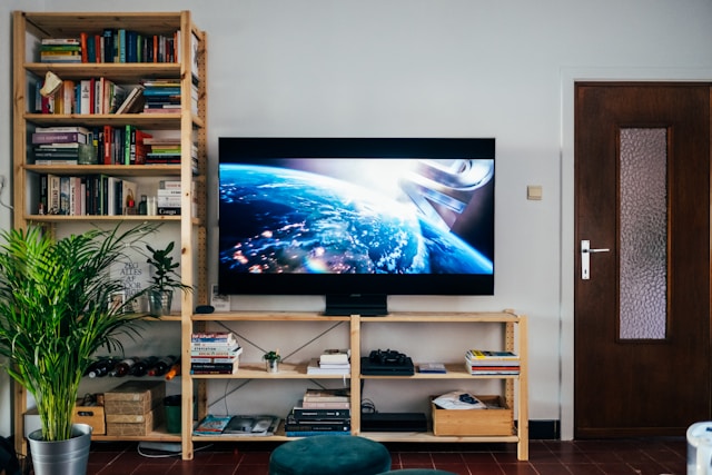 Privacy in the Age of Ubiquity: Securing Your Digital Sanctuary